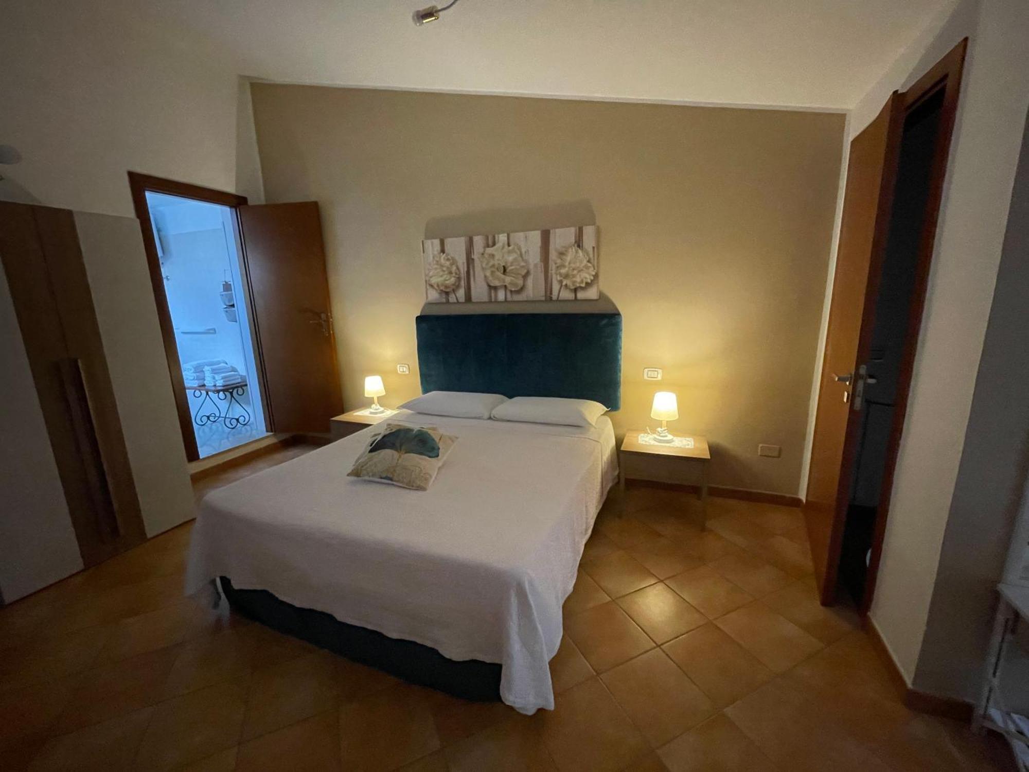 산비토로카포 La Rosa Blu B&B 외부 사진